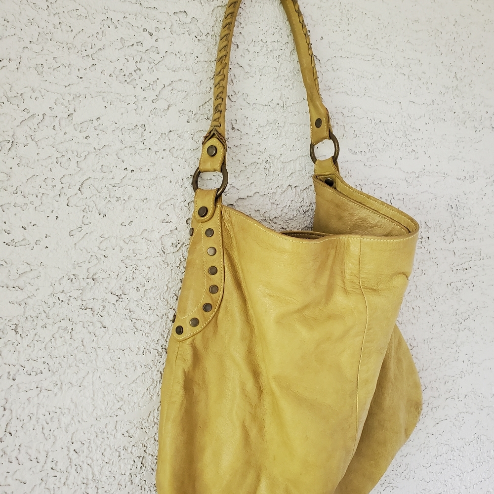 Sundance Leather Hobo Bag. Made in Italy. - Picture 4 of 15